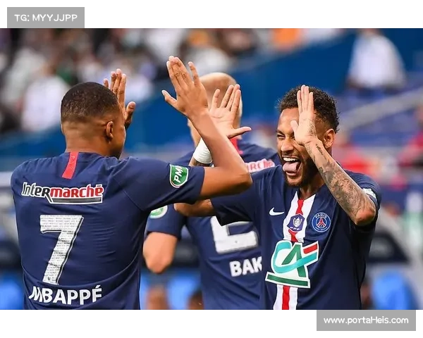 圣埃蒂安球迷远征助威，法国杯爆冷氛围渐浓